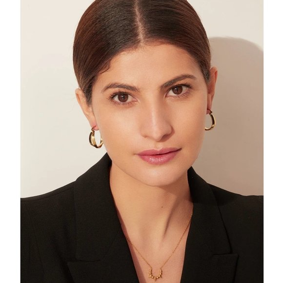 NEW 18K Gold Plated Double Cross Interlocking Round Hoop Earrings - Picture 2 of 5